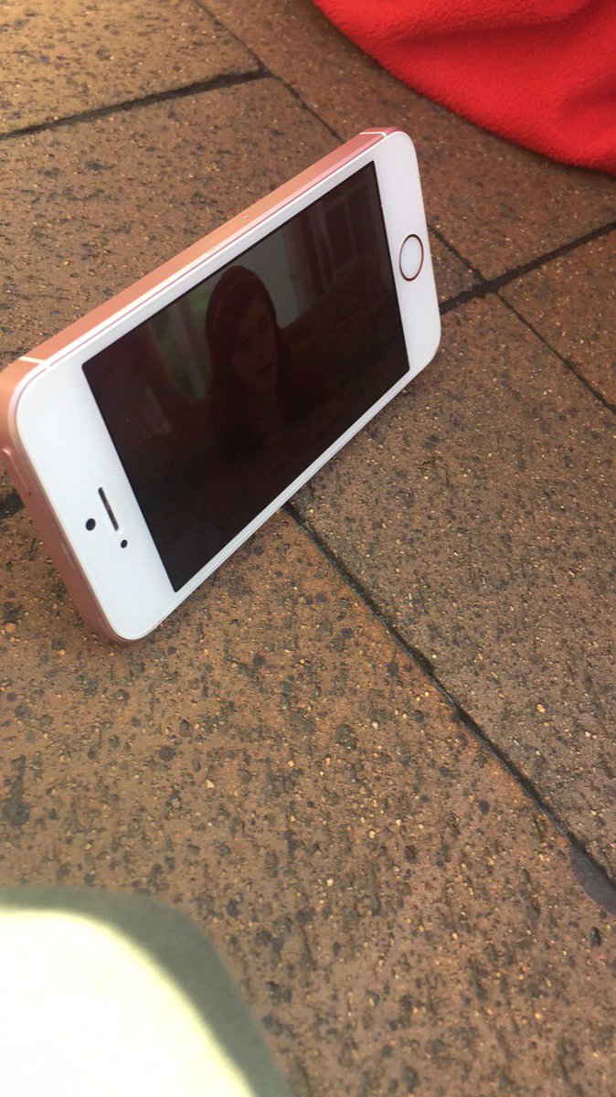 hippohood5sos's tweet image. Out here watching Disney movies waiting for the show #5sos3silverspring