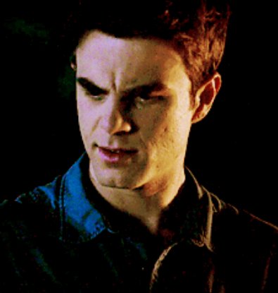 RT if you love Nathaniel Buzolic as Kol Mikaelson✨