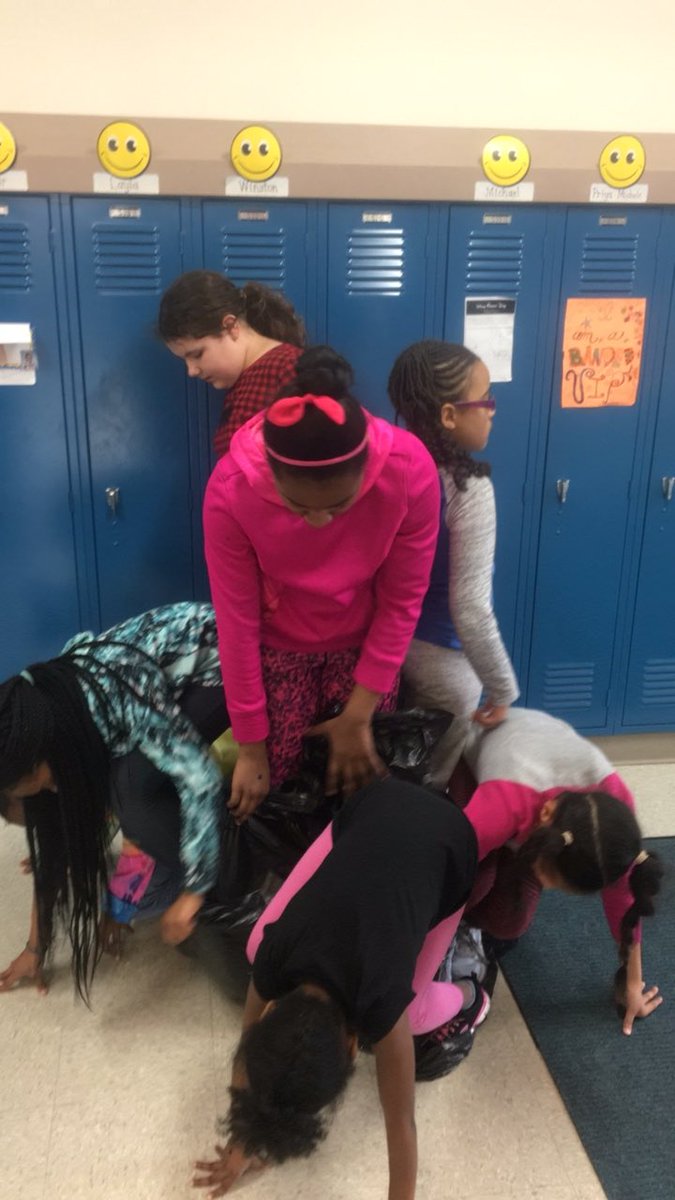 Mrs. Surdyk tweet media