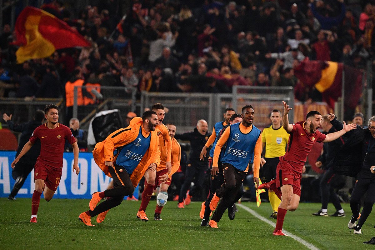 ASRomaFRA's tweet photo. Vous faites complètement exploser notre twitter.

MAIS LE FOOTBALL N'EST QU'AMOUR, ALORS CONTINUEZ !!! 💛❤ https://t.co/PLXdzwyGEZ