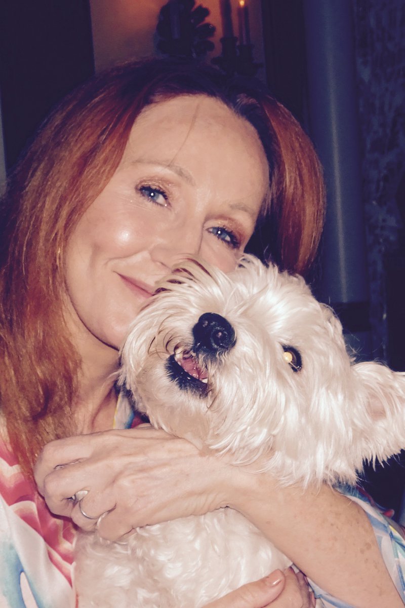 jk_rowling tweet picture
