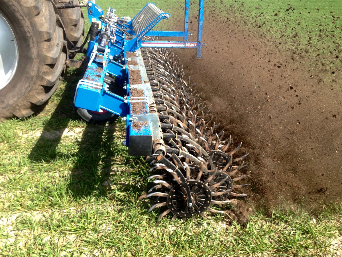 GPFI_farmequip's tweet photo. This Rotary Hoe will make farming easier. It eliminates capping and breaks up the soil without damaging the crop...all this, while cruising at 15 km/h...perfect ! https://t.co/QWsNb8Ffjg
#sellingfarmequipment #deltafarmlife #agmachinery #futureinfarming https://t.co/hNWtFCly7v