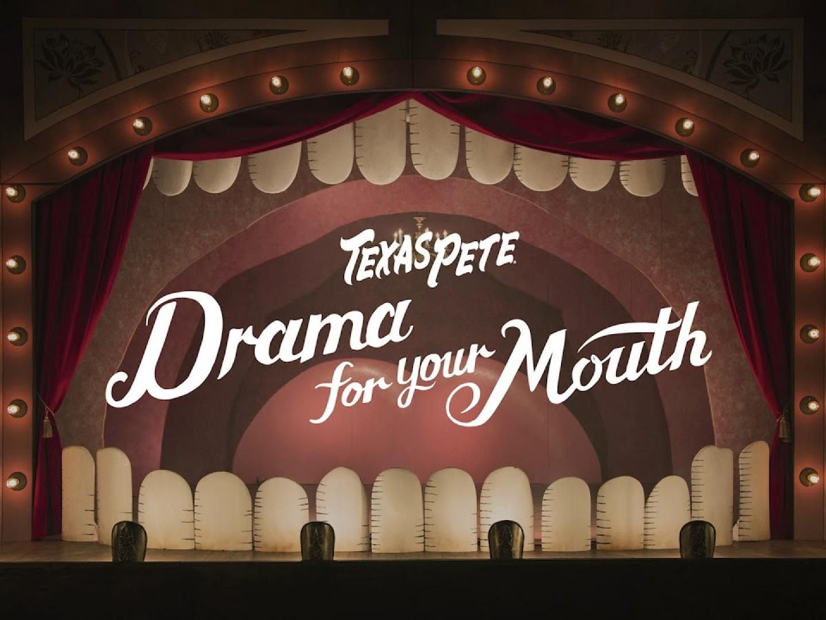 adsoftheworld's tweet photo. Learn about the new Texas Pete ad by agency: Creative Energy, USA: Drama for Your Mouth 👄 https://t.co/bFx0VJ5bWX https://t.co/40x6vz9JoI