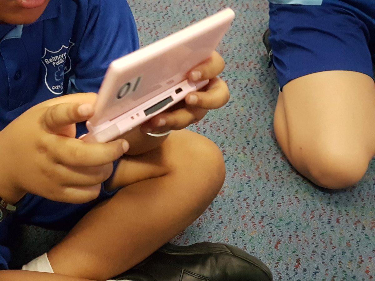 HelenKardia's tweet photo. S2 developing vocabulary  through  digital games #gamebasedlearning #developingliteracyskills #readingapplyingwords #nintendonDS #INF541 @lurlmitchell @junewall @janehunter01 @TaraCooke26 @em_rhodes @MadzarAlenka @ChrisWhitty4 @anthoulalukas1 https://t.co/H0nC65lOlp
