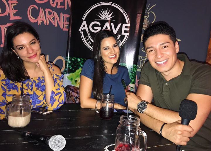 VMLatino's tweet photo. #MOJA2 hoy martes con la cantante Vanessa González como invitada, tema del día: #Sadomasoquismo 🔥🙌
Poné Canal VM Latino a las 9 en punto, Alex Alvarado y Sexóloga Marianela Arias te esperan desde AGAVE!!! https://t.co/Kp7WW1kqI1 https://t.co/xeaUFKLu1W