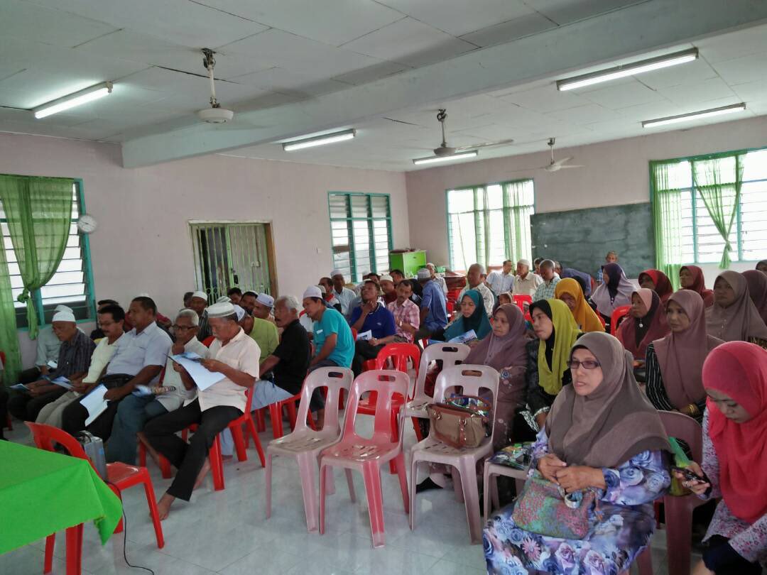 ppke2teknikal's tweet photo. Kempen kawalan padi angin di Kampung Huma, PPK E-2, Kubang Sepat
#madamabeles
#OurFoodOurFuture https://t.co/XlyOIYzNbd