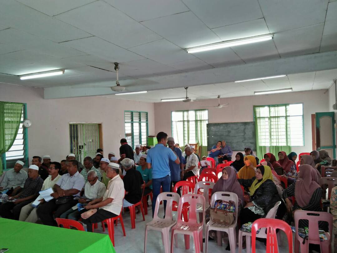 ppke2teknikal's tweet photo. Kempen kawalan padi angin di Kampung Huma, PPK E-2, Kubang Sepat
#madamabeles
#OurFoodOurFuture https://t.co/XlyOIYzNbd