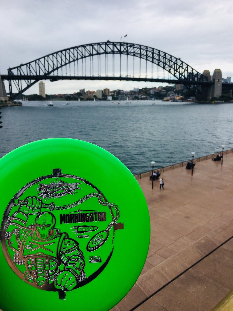 arsenaldiscsdg's tweet photo. Hello from Down Unda at the Sydney Harbour Bridge! Keep up with the excitement or send in your own pictures to be featured. Have a good week everybody and Disc on! #ArsenalAdventures #GrowTheSport #Travel #DGInternational #ChooseYourWeapon https://t.co/DjKia7neaU