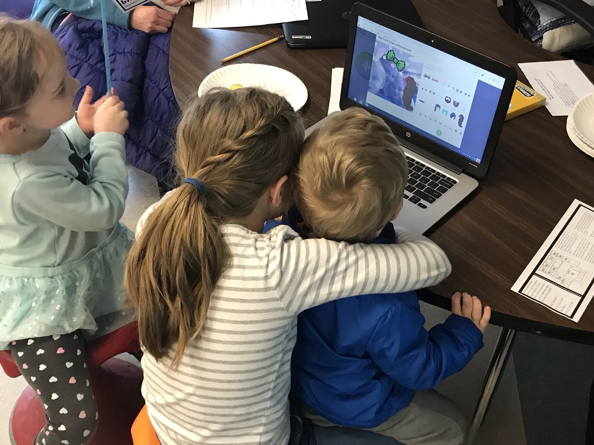 MissMcMannis's tweet photo. Our families drew their dinner and improved it by adding colorful food to use next time. Then, they shared their designs on @Flipgrid!  #EvaluateHM #EngageHM #ExplainHM @HMSTEMtigers https://t.co/liH0LTJoiO