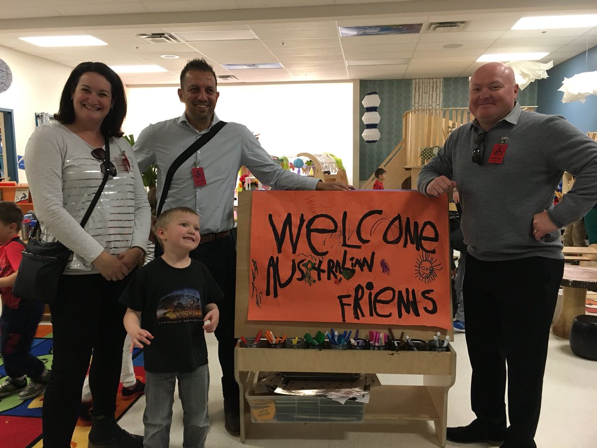 EscottLearning's tweet image. A great day with our new Aussie friends! @Daine_Burnett @TLGuimond @ECSRDMrL @SeeMackTeach #ecsrd #buildingconnections #learningsprints