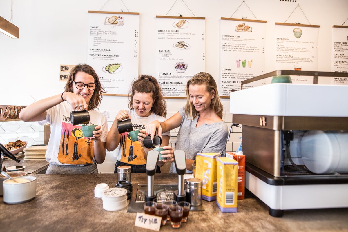 BMRoasters's tweet photo. Girl power 👊  throw🔙 #internationalwomensday 💕🚺✨🌸

#specialtycoffee #thirroul #thirroulcafe #wollongongcafe #illawarracafe #cafelife #cafe #girlpower #coffeelove #jointheblackmarket https://t.co/CyX8IIf7BE
