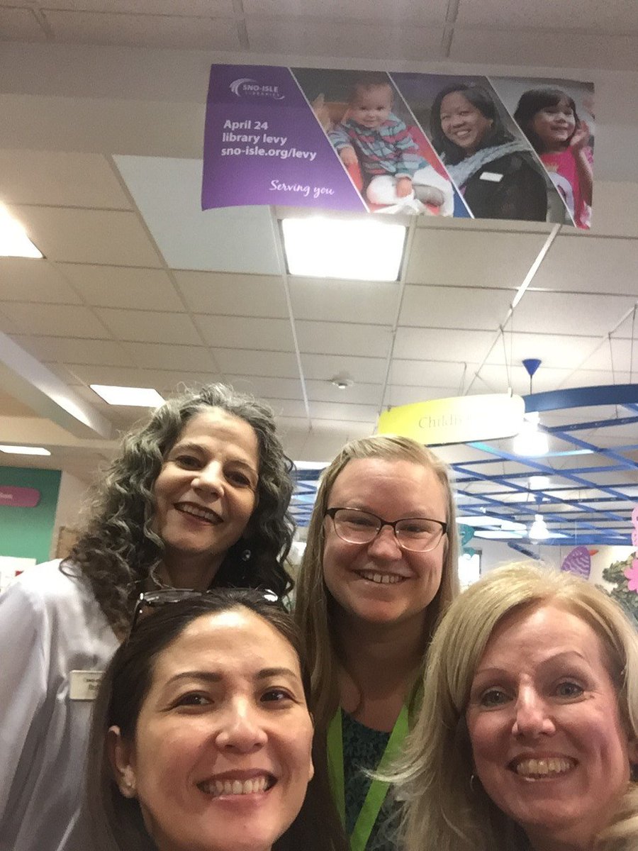 snoislelibrary's tweet image. What a convergence! #LibraryWorkersDay and #snoisleselfie week! Sno-Isle Libraries has nearly 500 employees, all eager to give the best service. Here are folks from Sultan, Mariner, Snohomish and Mukilteo libraries.