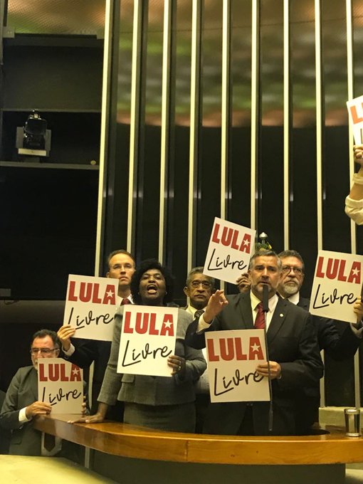 Ver imagem no Twitter