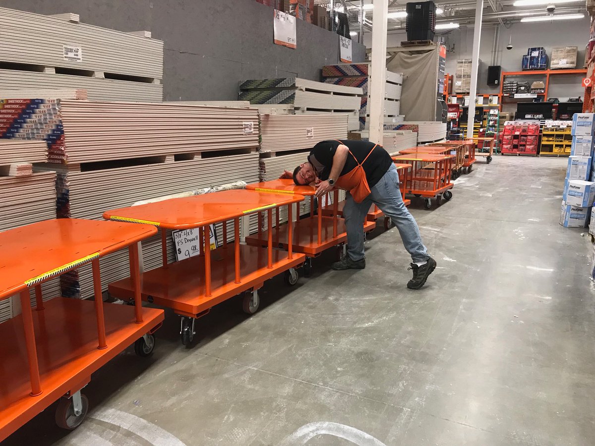 lauracook131's tweet photo. We love our new drywall carts!  Thanks boss!! @BurgEric22 #welovenewthings https://t.co/G62V1eDuau