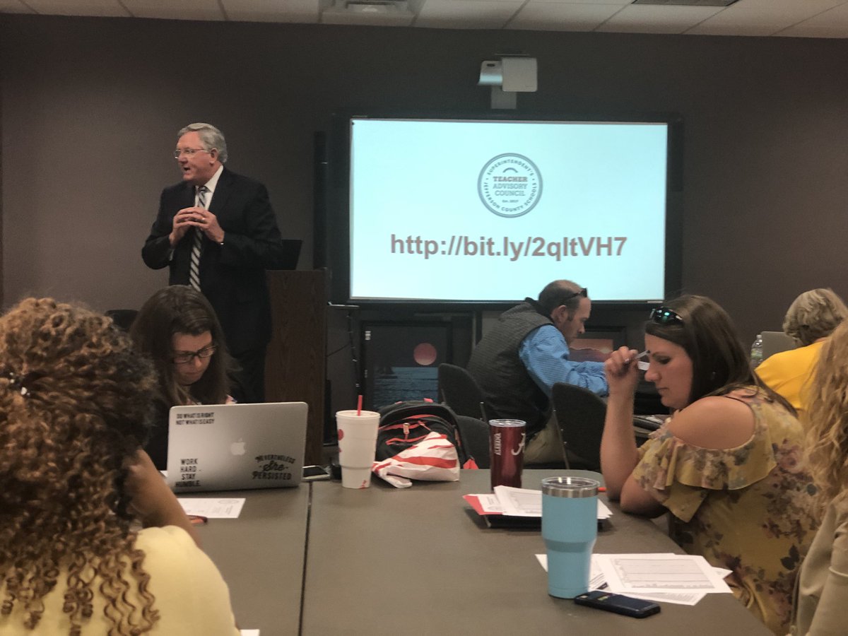 JEFCOED's tweet photo. Dr. Pouncey meets with the JEFCOED Superintendent's Teacher Advisory Council in order to move our district forward through teacher leadership! #teacherleader https://t.co/hkSYc0bnVT