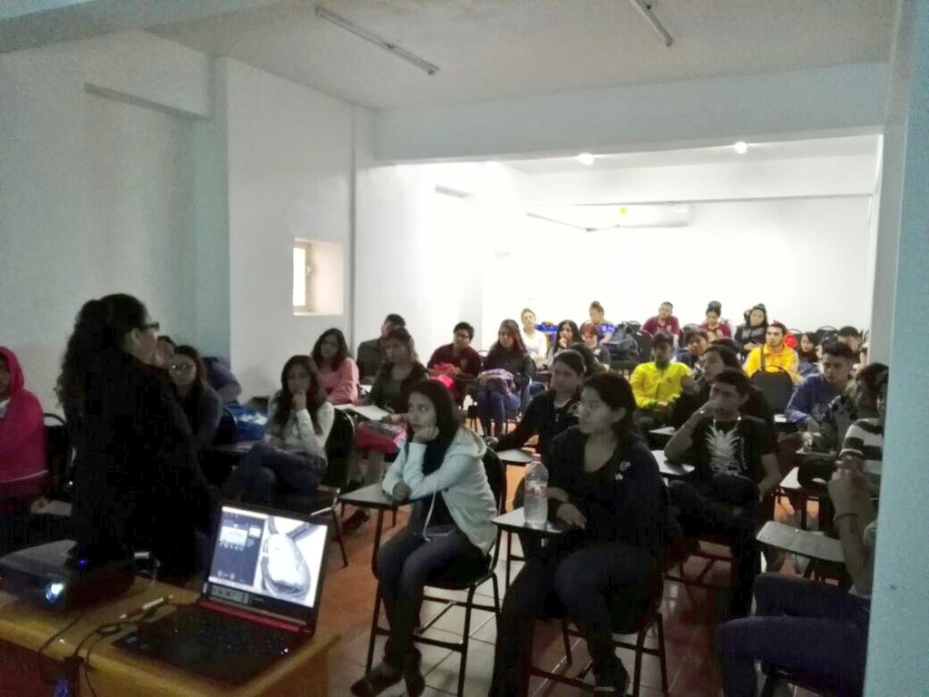 CDMXOR's tweet photo. Taller de integración al Trabajo en Equipo con los alumnos 1°2°3° cuatrimestre de bachillerato técnico jurídico en el plantel #Campus_Monterrey  #OrgulloCescijuc #YoSoyCescijuc #CESCIJUC https://t.co/V1kvpdE2n2