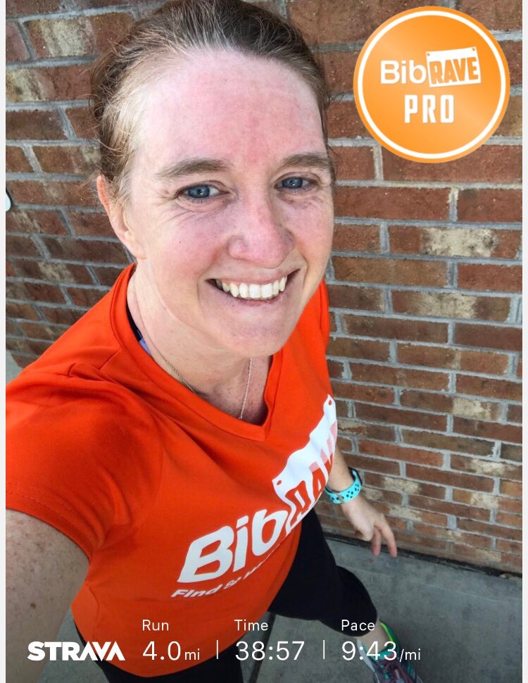 RunNerdGirl's tweet photo. Look, I’m not saying 100% that the whole reason I posted my fasted avg pace in this super hilly route was my @FlipBelt Crops, but not having a belt to weigh me down while still having my phone/music on me certainly helped! #flipbeltBR #pushingthepace #bibchat #bibravepro https://t.co/DNe3ly3vle