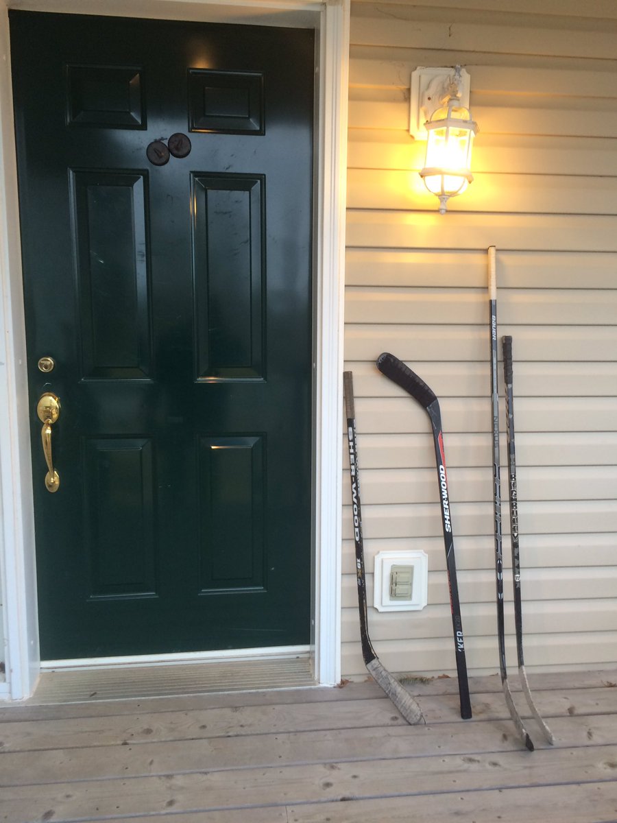 Light on. Sticks out.

#PutYourSticksOut #PutYourStickOut  #HumboltStrong
#SticksOutForHumboldt