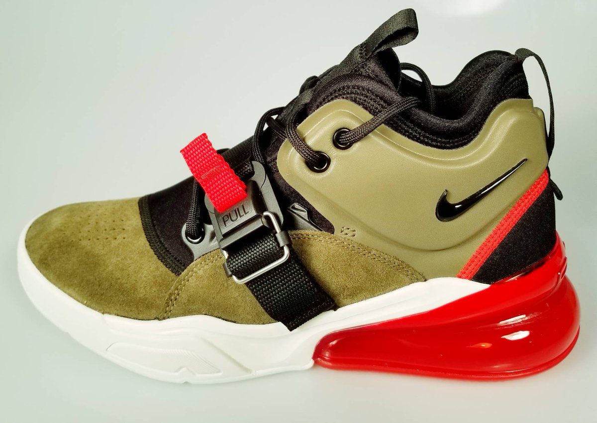 ExpressionsKix's tweet photo. E❌pressions will be welcoming this new colorway of #Nike Air Force 270 SATURDAY 4.14!
Check out this #AF270 "Olive/Red" at ANY E❌pressions in 4 days!!
#inthexwetrust #nikeairforce #nikeair #teamnike #teamexpressions #expressionskix #releasealert #nicekicks #solecollector https://t.co/AVmf0ZFvnL