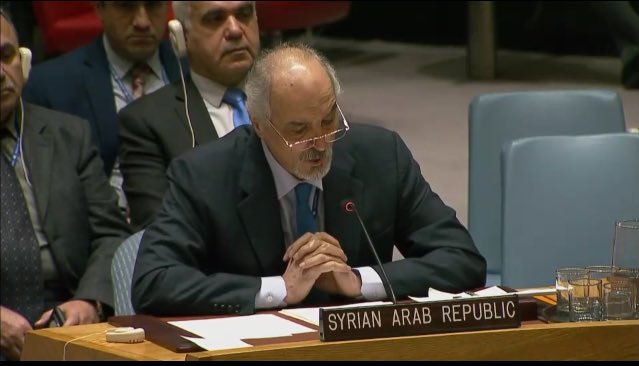 Flor_uy's tweet image. "Sentado ahí, dónde está el representante de China, yo mismo vi como Colin Powell nos mostraba imágenes de Irak y sus armas químicas, luego nos enteramos que estaban modificadas por la CIA para invadir el país, igual con Libia. ¿El mundo lo va a volver a permitir?"