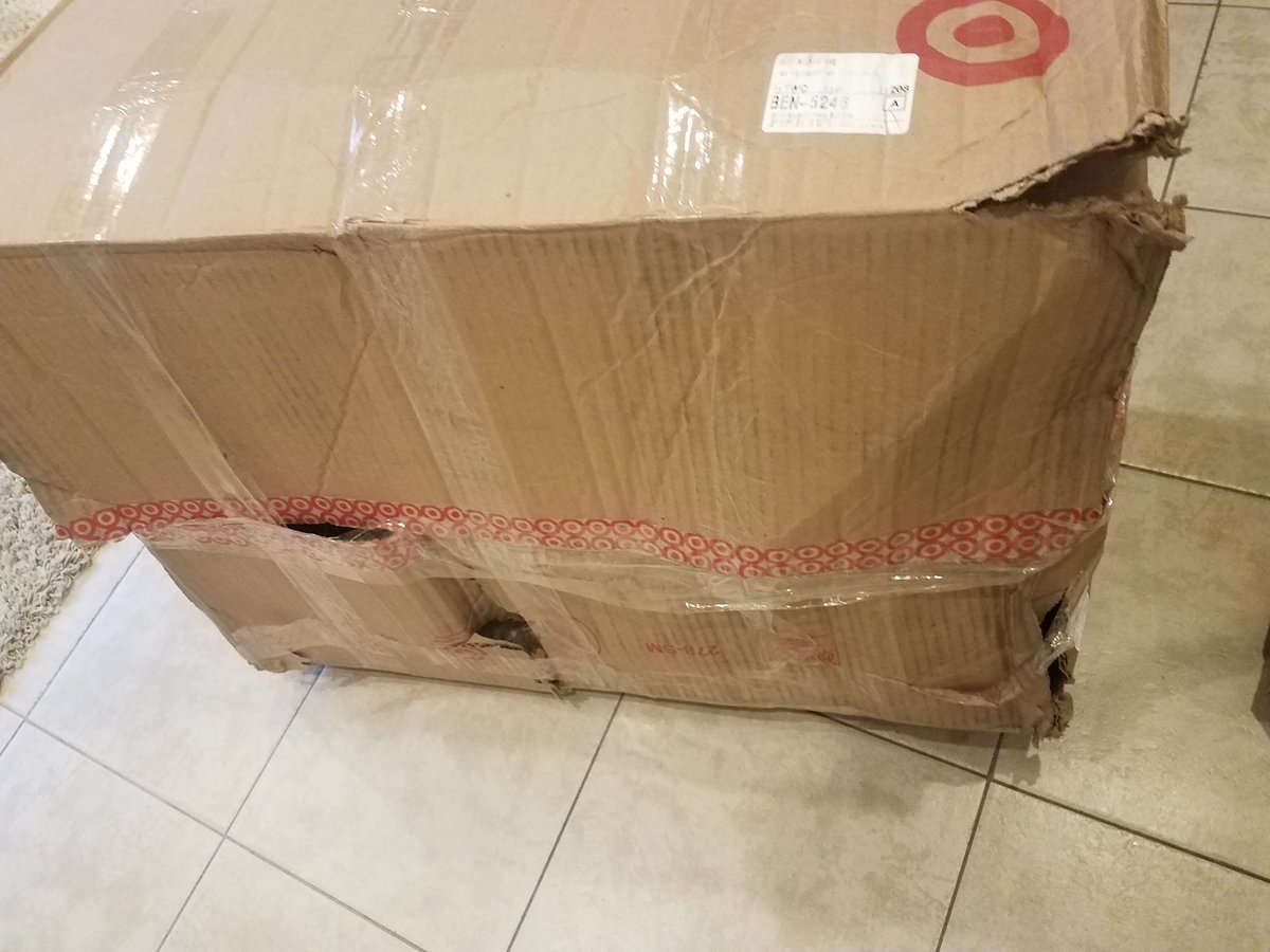 eliweiss16's tweet photo. @Target you really need to work on your "packaging" &amp; shipping. Time and time again...unacceptable. Contents inside are unprotected &amp; smashed! https://t.co/OS5YmloQMy
