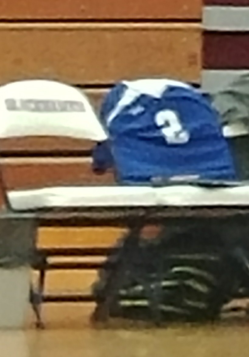 mld515's tweet photo. @LarkinBoysVball keeps a spot open for their Guardian Angel! ๐ #GuardianAngel #RoyalAssistant https://t.co/1xZbVlcwym