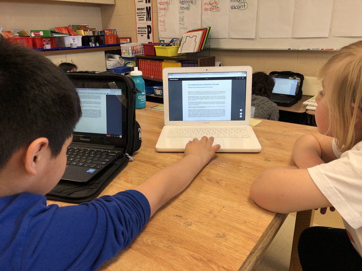 MrCastro112's tweet image. Ss working on their culminating projects for our ELA/Social Studies unit on #ChildrensRights. Ss are #writing, #ComparingAndContrasting, and even #Researching the #UNPolicies for the rights of children!! So many cool things are happening in #4thGrade #112pride #otmonarchs
