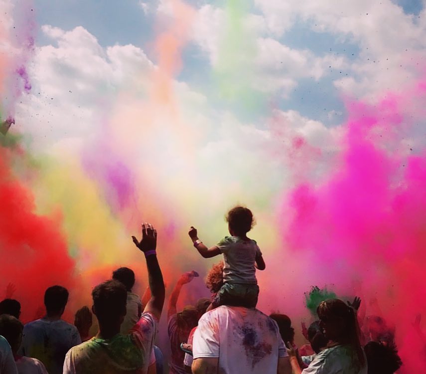 PTP5K's tweet photo. We are only a few days away from @PTP5K 2018!  Are you signed up and ready?! Register at https://t.co/I9tkrVwhH0 Adults: $15 (online only) Children 6-10: $10 (online only) Children 5 &amp; under FREE w/ Paid adult.  Saturday April 14th. #strongertogether #liveunited https://t.co/y5Dw6Db9Y2