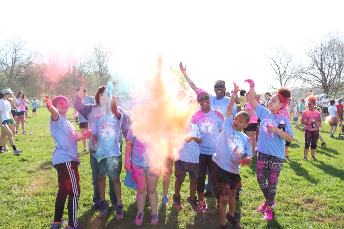 PTP5K's tweet photo. We are only a few days away from @PTP5K 2018!  Are you signed up and ready?! Register at https://t.co/I9tkrVwhH0 Adults: $15 (online only) Children 6-10: $10 (online only) Children 5 &amp; under FREE w/ Paid adult.  Saturday April 14th. #strongertogether #liveunited https://t.co/y5Dw6Db9Y2
