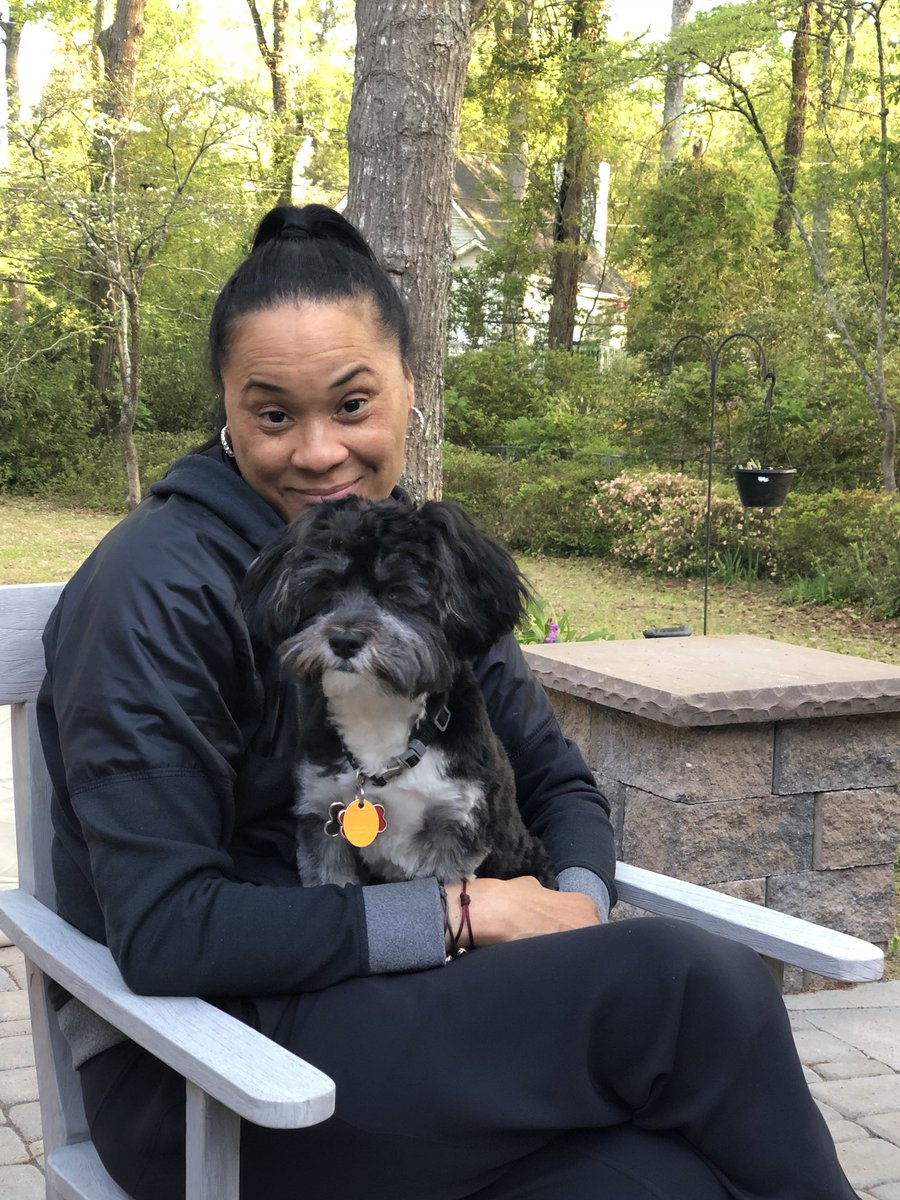 ChampStaley's tweet photo. Me and mommy @dawnstaley taking our 1st annual spring pictures. Photocred: @scscoach_bev  #relationshipgoals https://t.co/c5AsCGF550