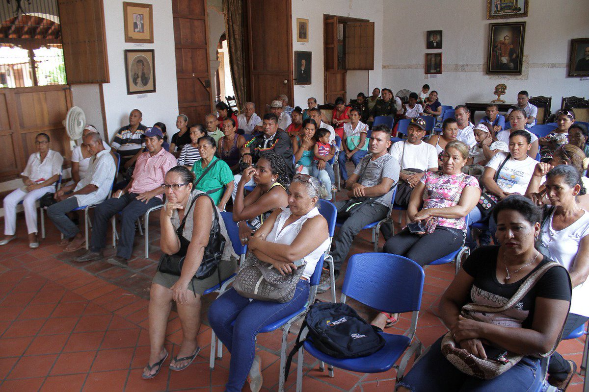Alcaldia_Mompox's tweet photo. #EnlaMañanaDeHoy se llevo a cabo la conmemoración a la memoria historica de las victimas del conflicto armado del Distrito de Mompox Bolívar. https://t.co/atpX7mIzSo