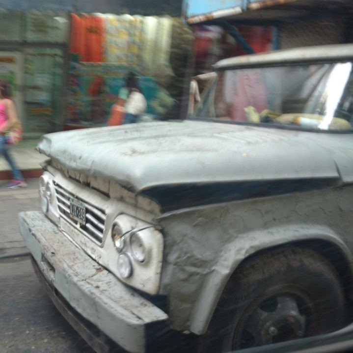 rosariodesp's tweet photo. Un hilo de lo mal que están algunas cosas en #Rosario, sobre la negligencia y el "me cago en todo".
¿Vos pagas seguro, patente y RTO?
Bueno, sentido un boludo/a porque anda circulando esto:

CC @emergenciasAR @russonacho @GustavoAdda @MAlvaradoMR @pablojavkin @dzapatilla https://t.co/gqqAQahvGj