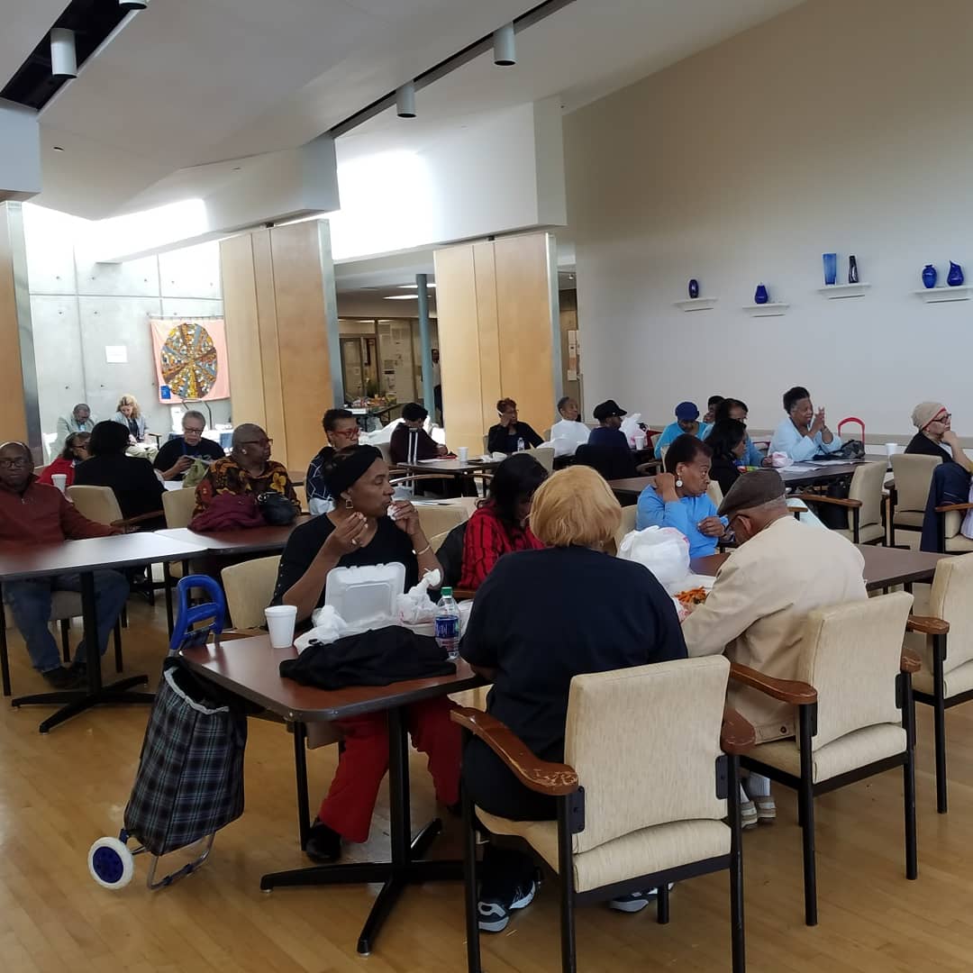 FultonComm5's tweet photo. Our Spring District Dialogues town hall in East Point was well attended. We shared information re: Living Out Loud Seniors Arts Initiative, upcoming elections, & the East Point&Central libraries renovations. Join us Thursday, April 12th at 6pm at Welcome All Park. #FultonComm5 https://t.co/rLVk4Blgew