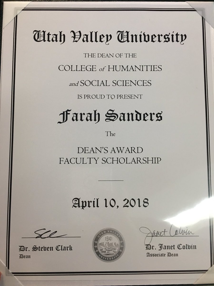 MobileProfessor's tweet image. Fantastic evening full of great company and gratitude for the Faculty Scholarly Excellence Award. Loved having #UVU culinary arts students create tonight’s meal. Thank you to my #uvuprcrew who worked tirelessly today on the #checkyesutah campaign ❤️.