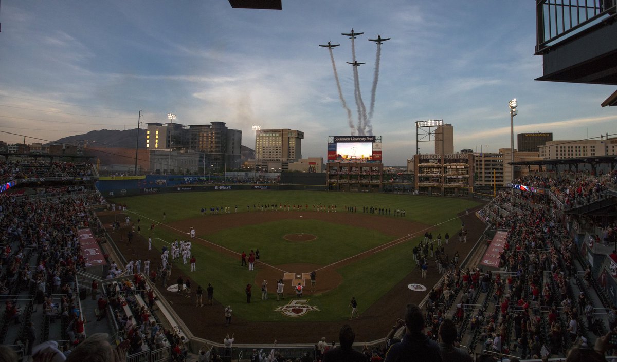 i_p_a_1's tweet photo. #OpeningDay for the @epchihuahuas in my beautiful city, #ElPaso. #ItsAllGoodEP #MILB #AAABaseball @MiLB #Playball! #5nThe915 #OnAssignment #EPT #OpeningNight2018 #EPChihuahuas https://t.co/o6wzMuVi8R