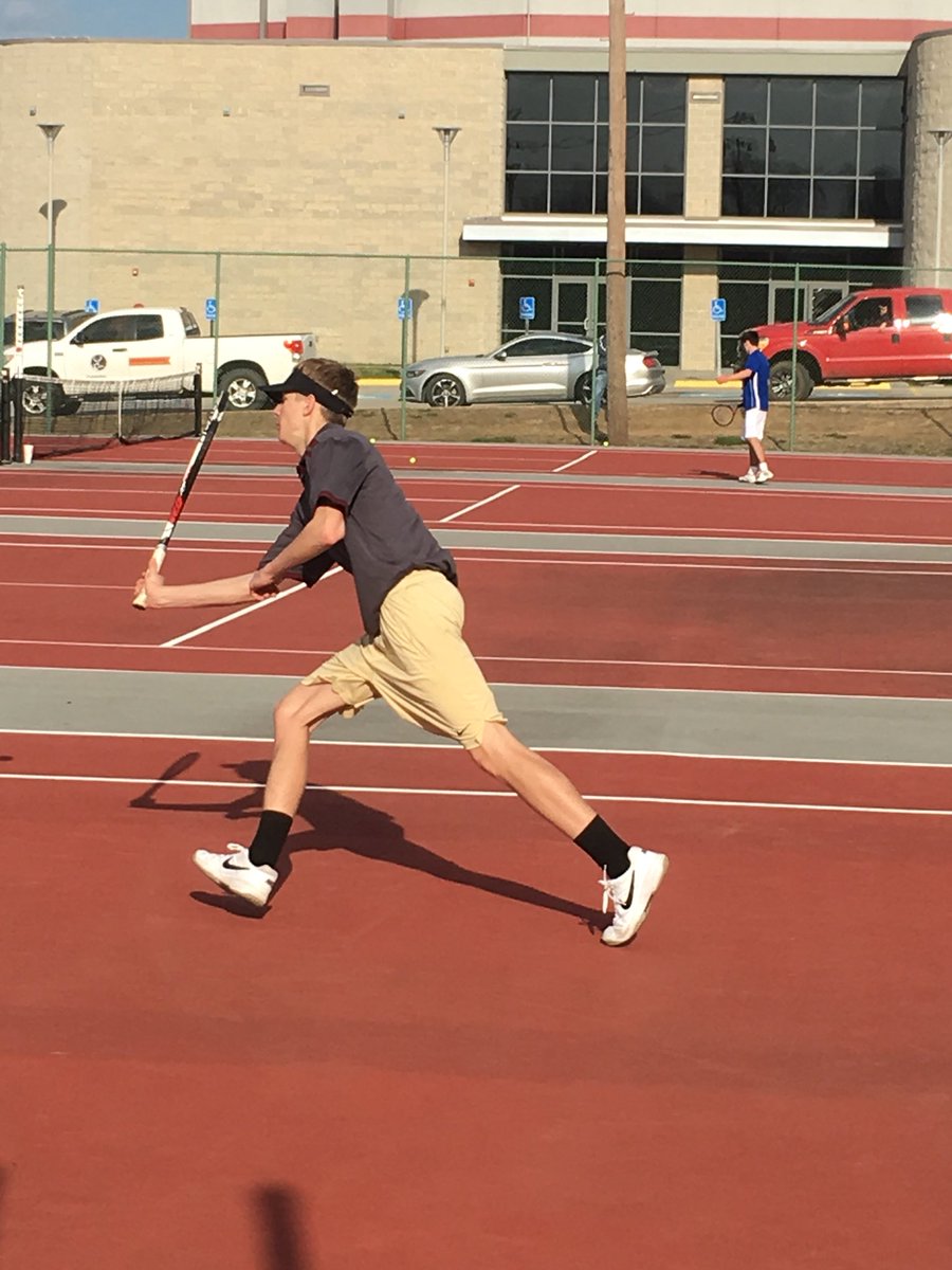 Tennis bagels St. Pius 9-0!