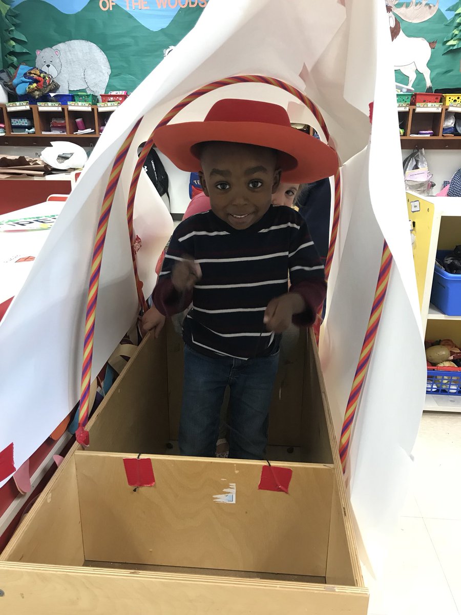 rdill71's tweet photo. Going on a cattle drive and mining for gold #westernweek #cdcrocks #learningisfuninroom305 #CEkidsmatter https://t.co/urefE9kQ01