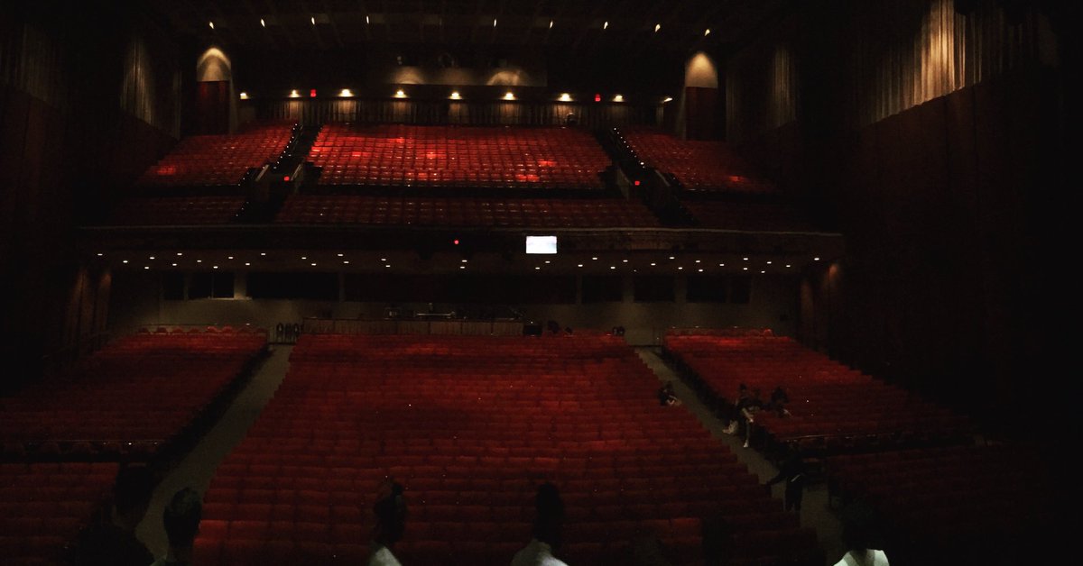 It’s #TuesdayTheaterPics time! This is my first time in New Mexico. 

_________________________________
#newmexico #abq #alberquerque #bookofmormon #tourlife #travelforwork