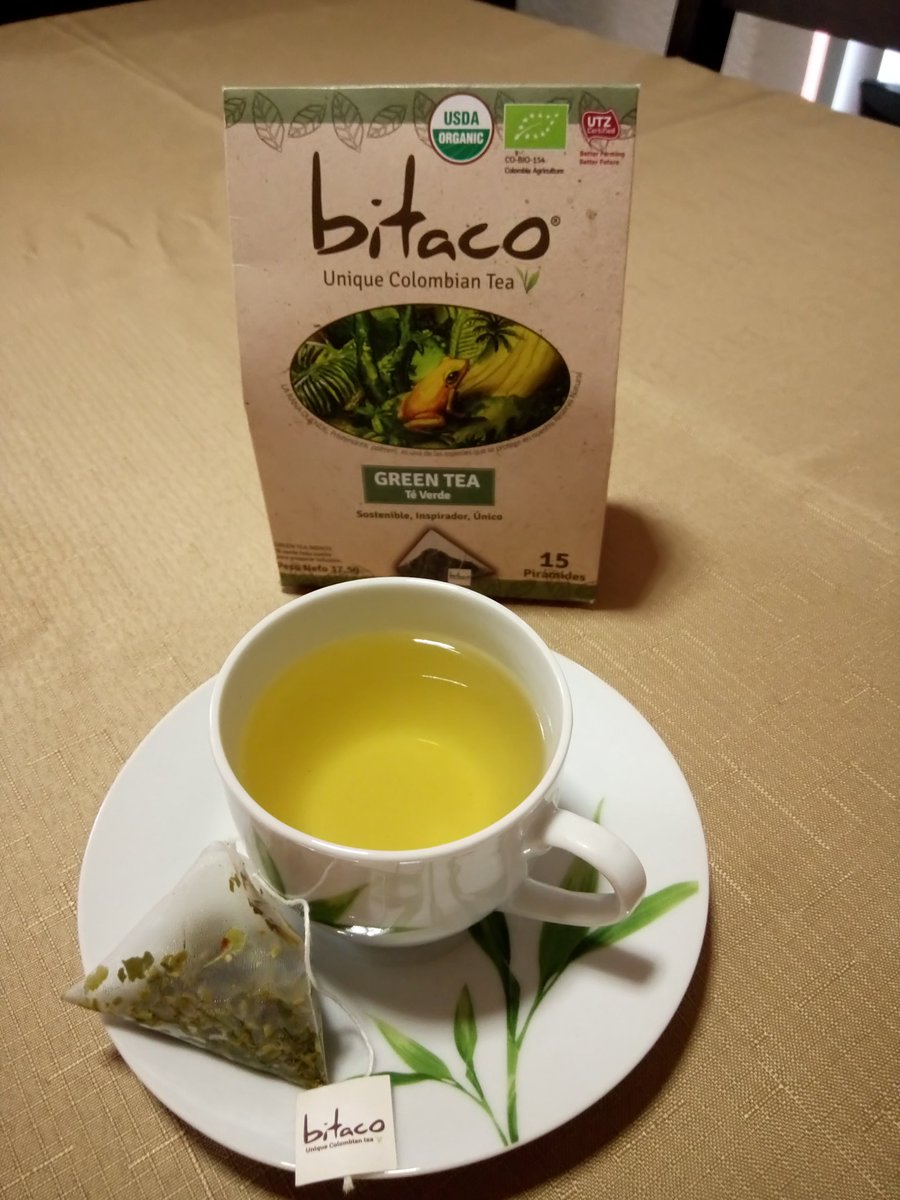 alamacasadete's tweet photo. 🌿Green tea by Bitaco Unique Colombian Tea
🎁 Otro obsequio de mi hijo @mariob2040 desde Colombia!!
✋ Hice un alto en el camino para disfrutarlo☕
#Tealovers #Blacktea #CupTea #Bitaco #Teatime #Kisses #Lovetea #AlamaCasaDeTe #GreenTea https://t.co/jVNOkSrWAx
