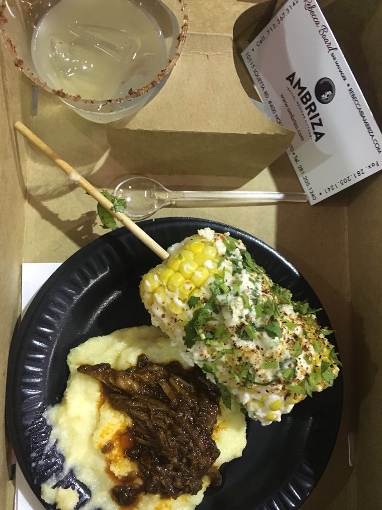 lifewithoh's tweet photo. This is a perfect mix @AmbrizaKitchen #MenuOfMenus #houstonfoodfetish #MexicanFoodLover https://t.co/IObiaOWQ0L