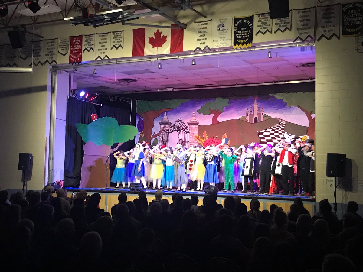 shamrockLRSD's tweet photo. “Mesmerizing!” the Star. “Stupendous!” The Globe. “Astounding!” The Press. “What a show!” The Sun.  Thanks to everyone involved for a great production of Disney’s Alice in Wonderland from Shamrock students. Tickets still available for Wednesday: 9:45, 1:00 &amp; 7:00 shows! https://t.co/p0GljPwm7Q