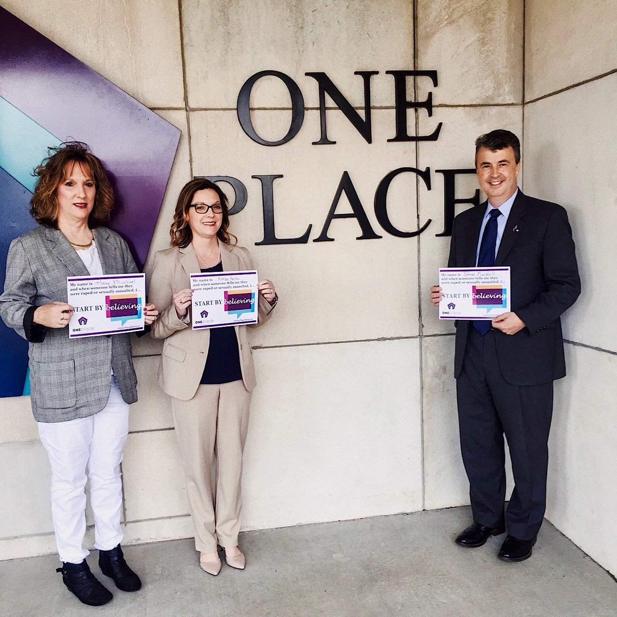 Proud of the work of #OnePlaceoftheShoals and <a href="/Cramer_CAC/">Cramer CAC</a> in helping restore the lives of crime and abuse victims. Today, I was delighted to help One Place promote their “Start by Believing” campaign. #OnePlaceBelieves #StartByBelieving