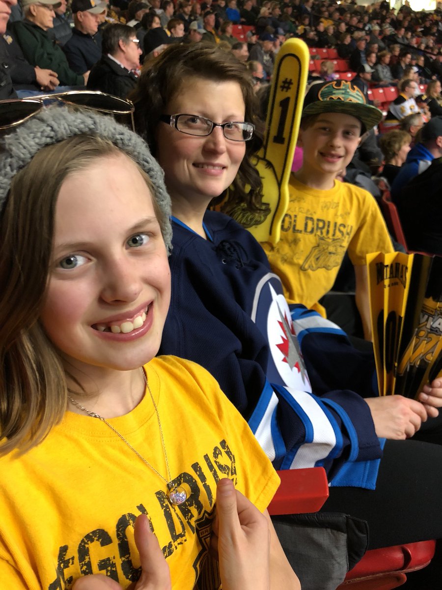 Sec17 rowH seat 8 #bwkdinner