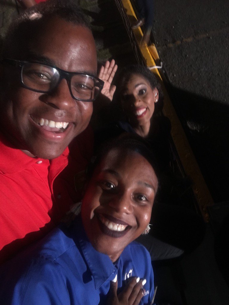 simonenclarke's tweet image. Look ooo mi fine! #RedIsStrong!