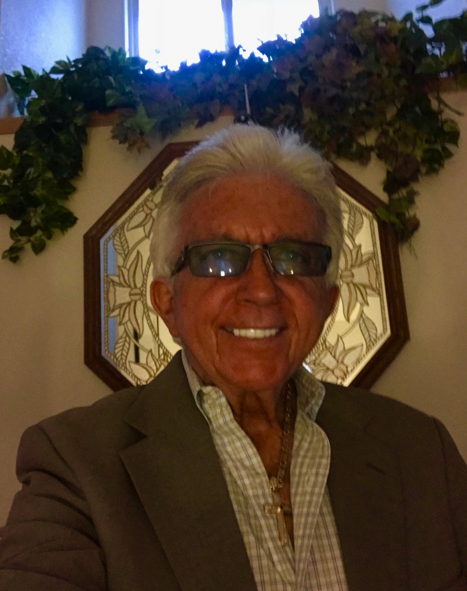 bobbybrown719's tweet photo. Happy #HumpDayEve. I have a great IDEA tonight! Everyone please RETWEET this PLEA to @AETV & @TFactoryMedia let’s all join the #MILLIONSofFANS Of @MrsdogC & @DogBountyHunter & @Tami_Henrickson & my dear Friend @theRealJaneBond & everyone #ShoutOut #BRINGemBACK #ALLnewSHOWS https://t.co/x8dMeK5MW7