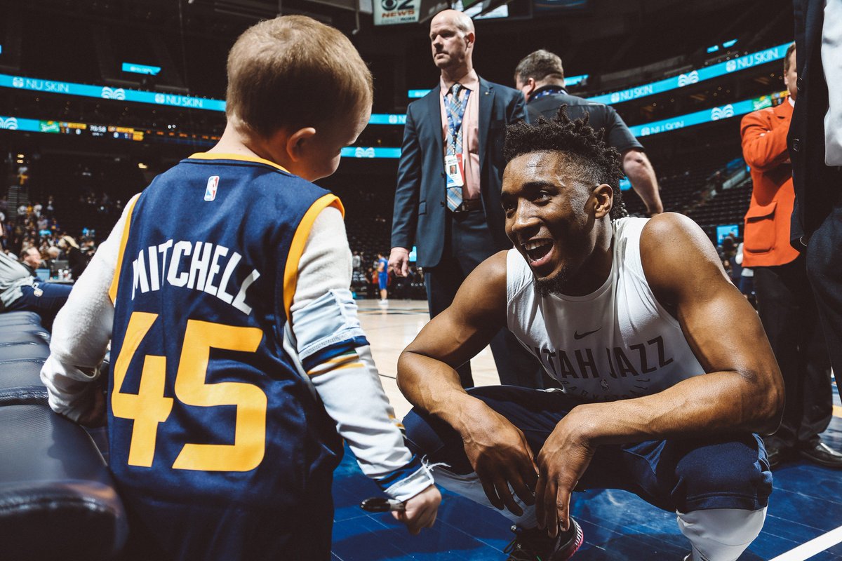 utahjazz's tweet photo. Harper, SLC's girl of the year, is suffering from leukemia but it wasn't enough to keep her from meeting @spidadmitchell ❤️

#TakeNote #ThisIsWhyWePlay https://t.co/n6hFtX4YMJ