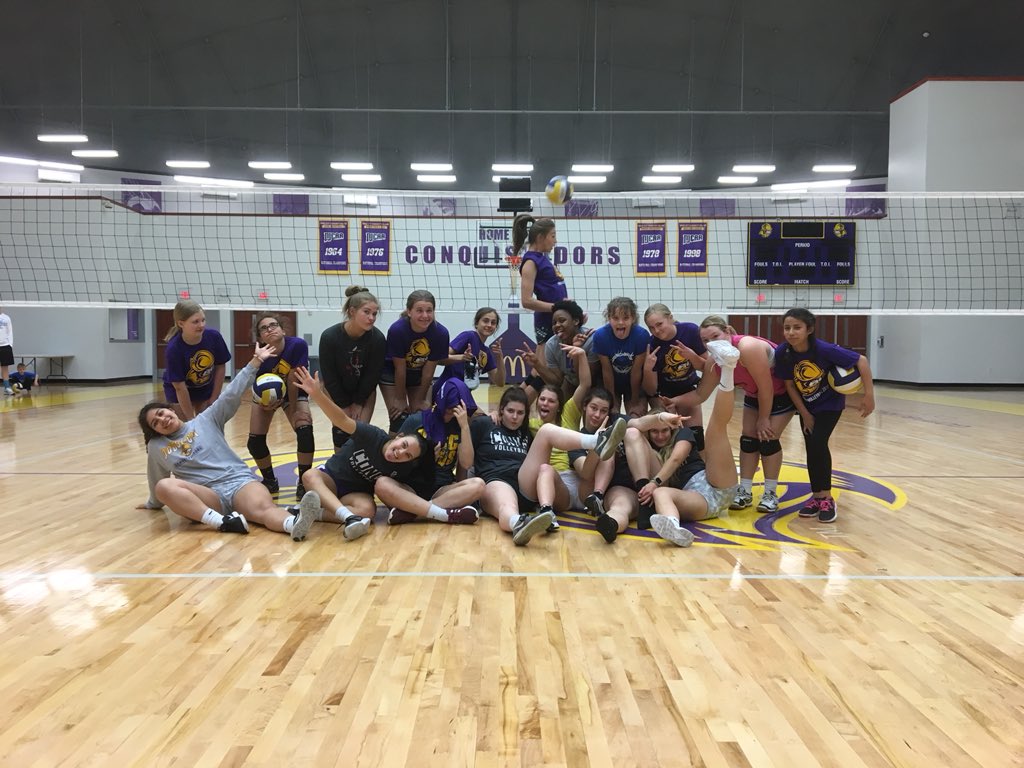 DC3Volleyball's tweet photo. Wrapped up our kids camp tonight! Thanks to all our campers, we had a blast! #futureconqs https://t.co/iKB6AhxKRF