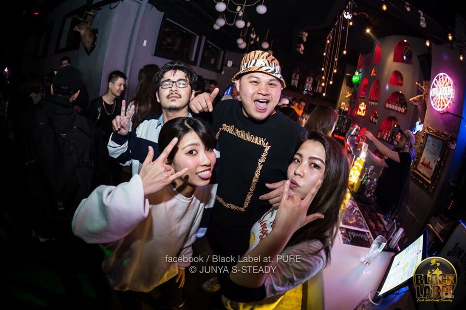 Black_Label06's tweet photo. 毎週火曜日開催‼
#black_label #b_l_o
@pure_osaka
.
party snap
facebookから見れます‼
火曜日は是非PUREへお越しください🙇
.
https://t.co/gvxUYRaDD1
.
#junya_photo https://t.co/ZVkgpMK7HB