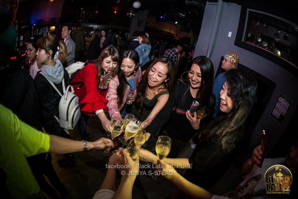Black_Label06's tweet photo. 毎週火曜日開催‼
#black_label #b_l_o
@pure_osaka
.
party snap
facebookから見れます‼
火曜日は是非PUREへお越しください🙇
.
https://t.co/gvxUYRaDD1
.
#junya_photo https://t.co/ZVkgpMK7HB
