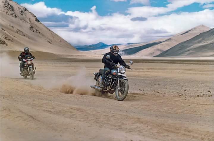 A dream destination of Mine.Heaven on Earth.The most beautiful part of India
I have the dream of going to Ladakh hope one day i will fulfill my dream
#Ladakhlove 
#bikerideinladakh
#dreamdestination 
#dreamdeeply 
#awesomeview
#beautiful